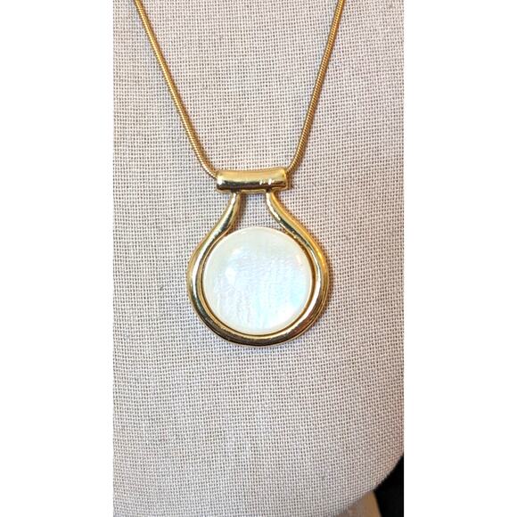 Vintage Kenneth Cole Cabochon Necklace Gold Tone Chain Signed - Picture 2 of 9